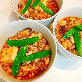 エリンギと椎茸入りの激辛麻婆豆腐♪夏はこれです